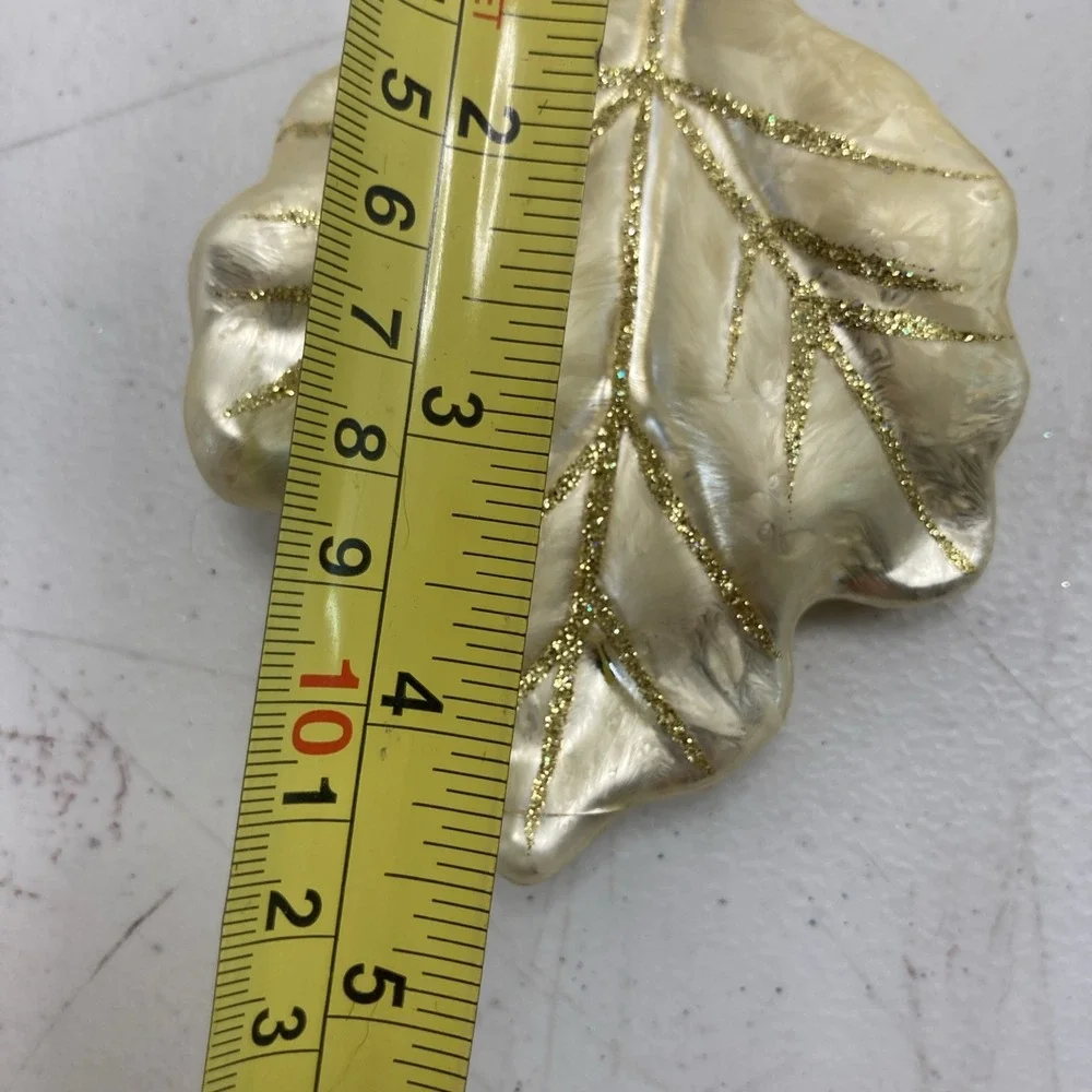 N/A pair glass